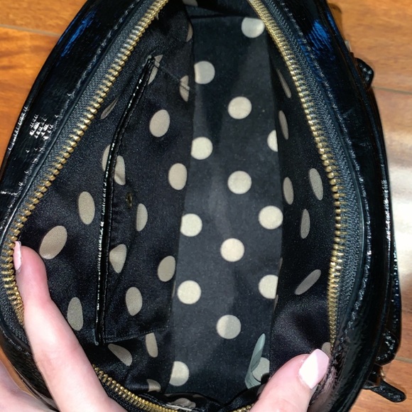 Authentic Kate Spade patent small handle bag - Picture 5 of 8